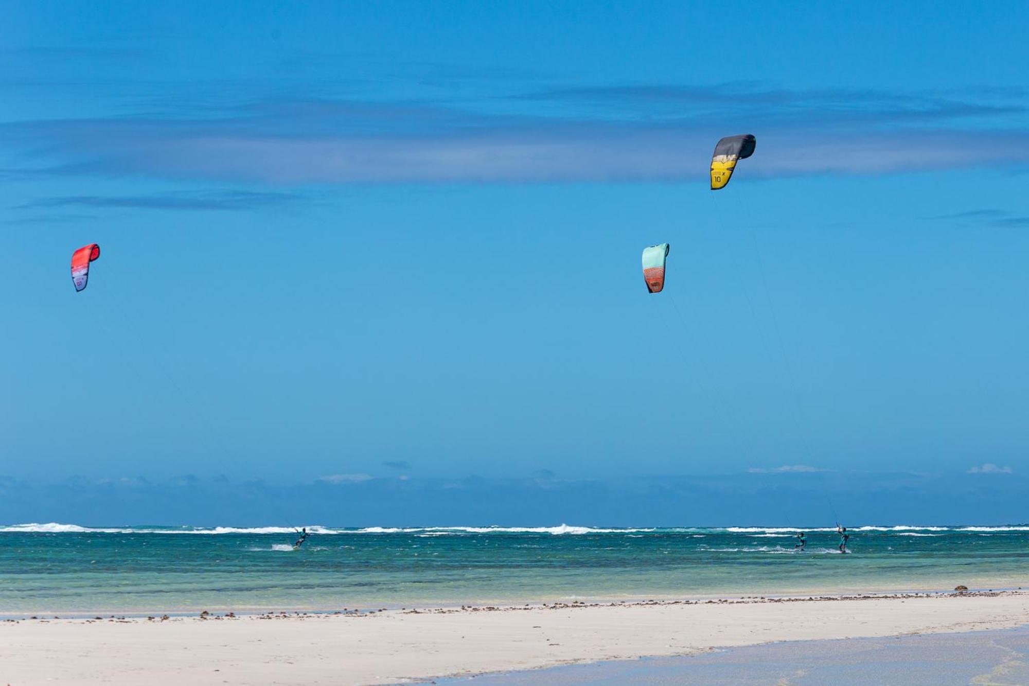 Antsiranana Ocean Lodge Kite & Windsurf מראה חיצוני תמונה
